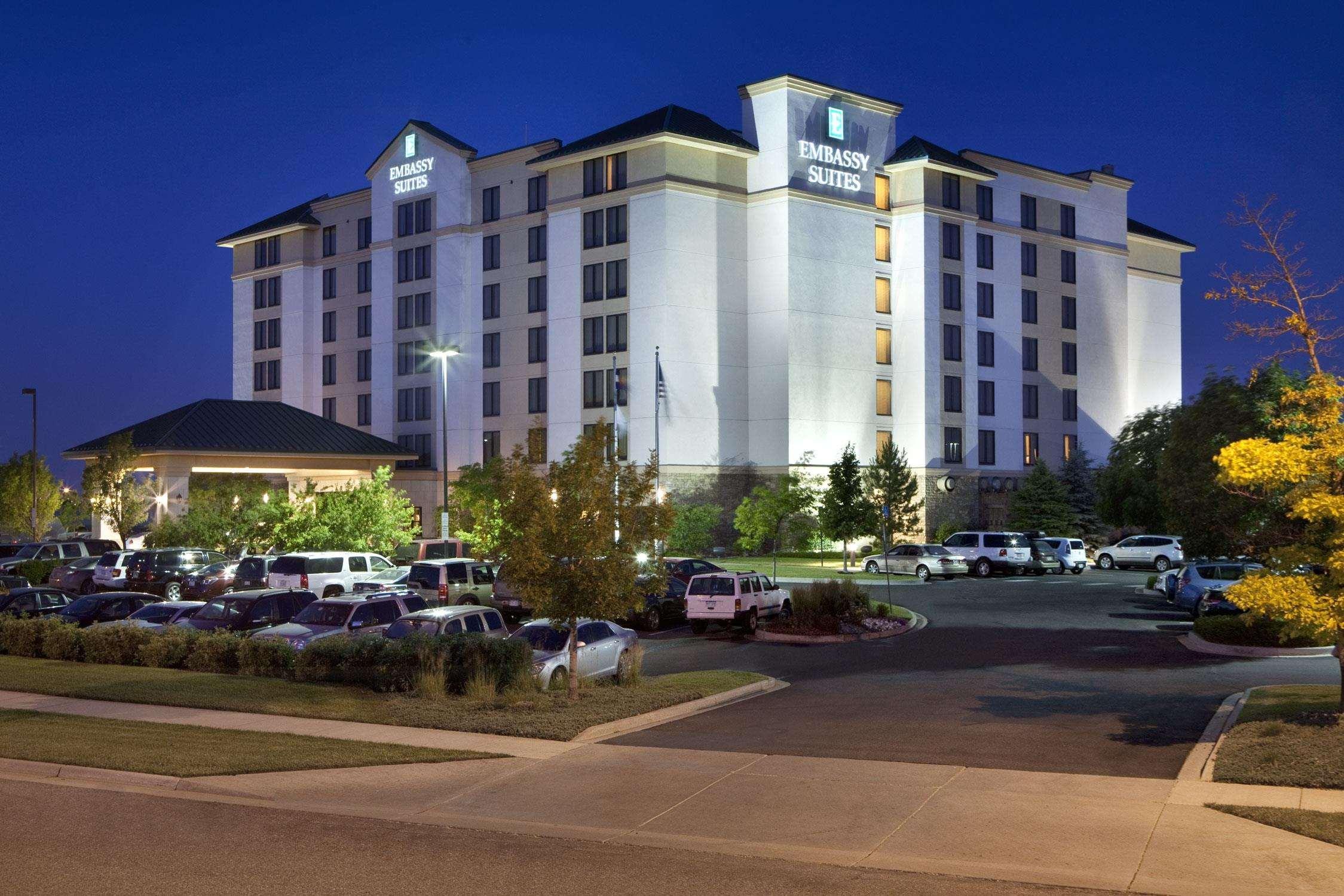 Embassy Suites By Hilton Denver International Airport Exterior photo