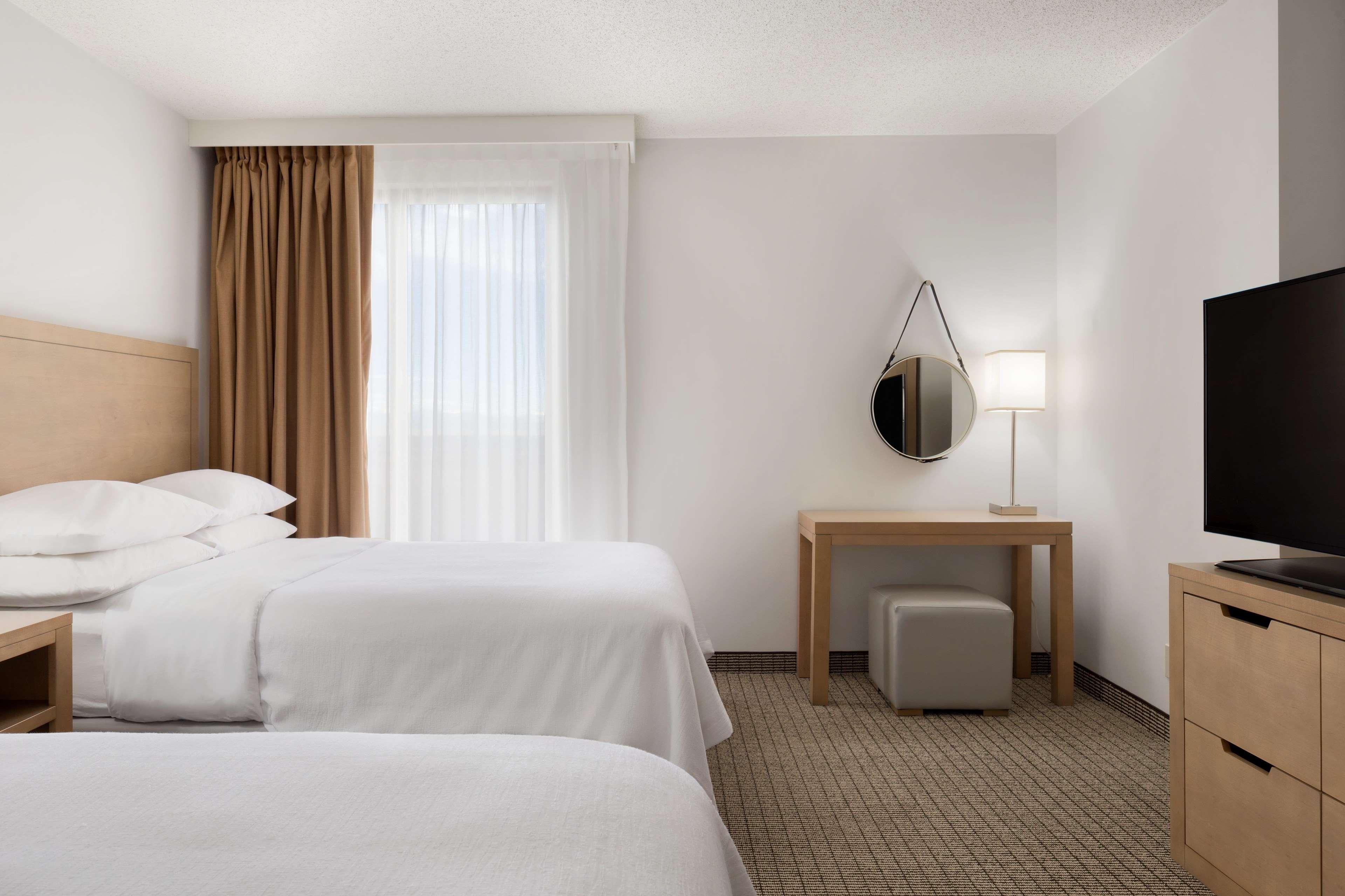 Embassy Suites By Hilton Denver International Airport Exterior photo