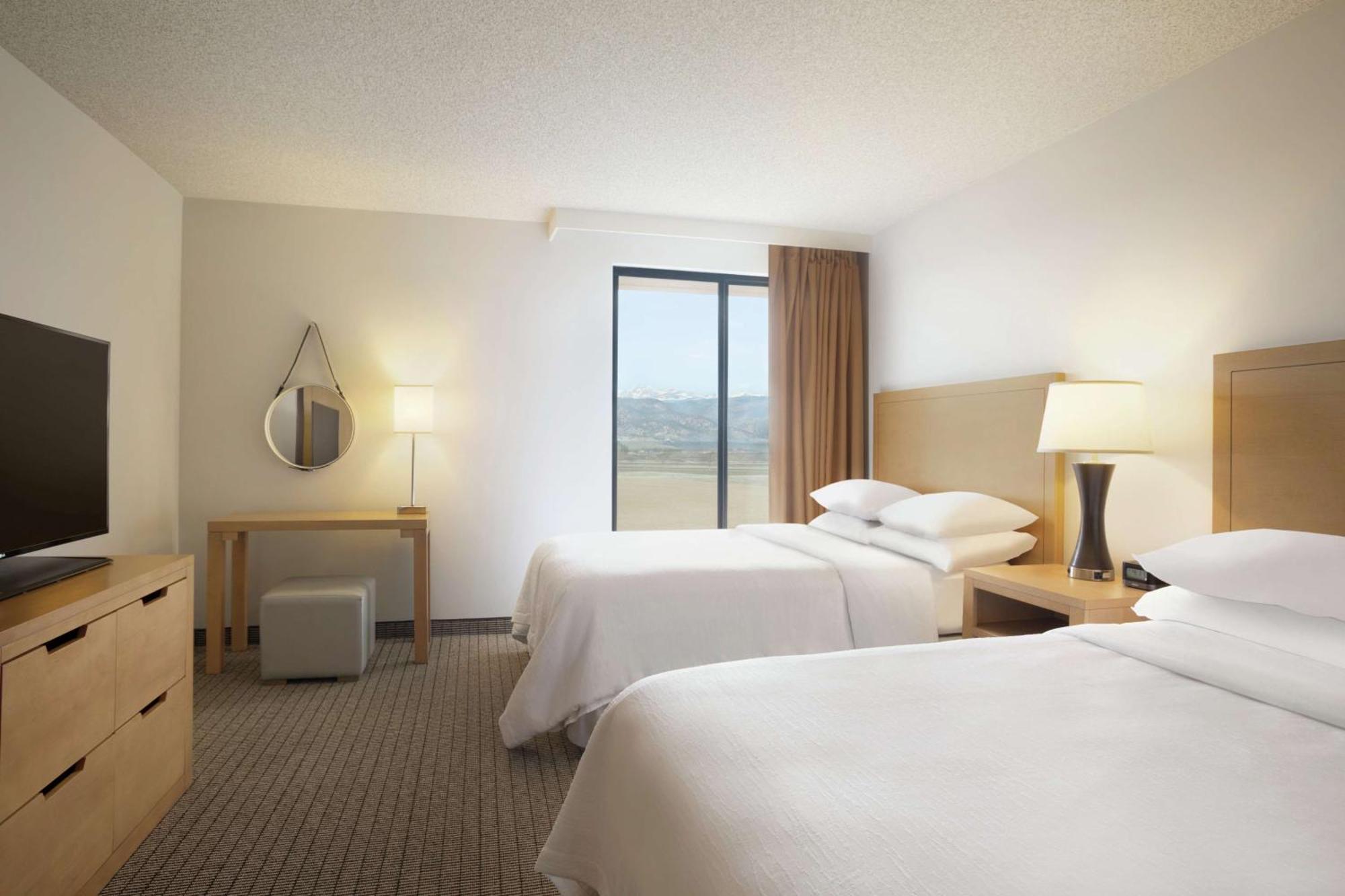 Embassy Suites By Hilton Denver International Airport Exterior photo