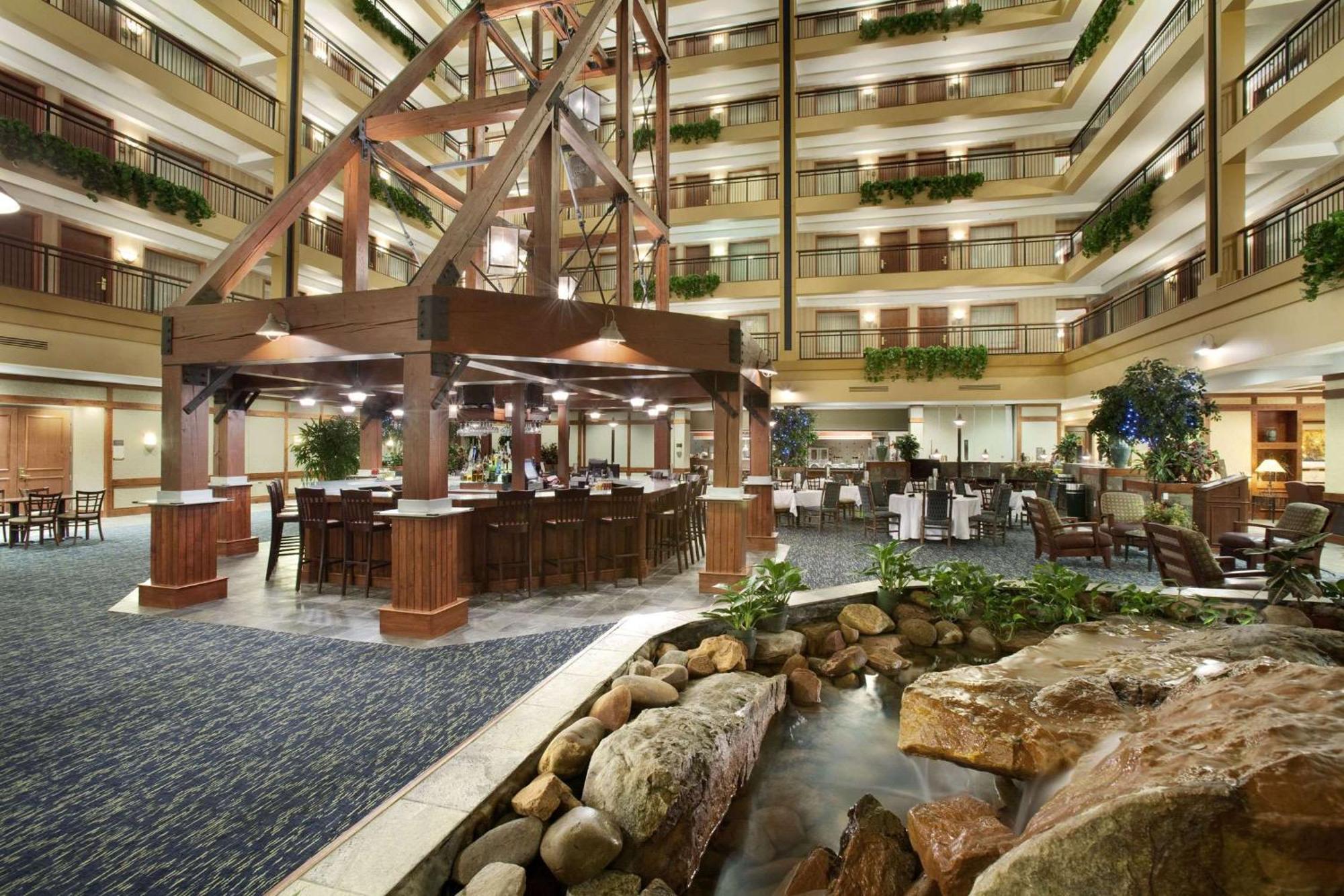 Embassy Suites By Hilton Denver International Airport Exterior photo